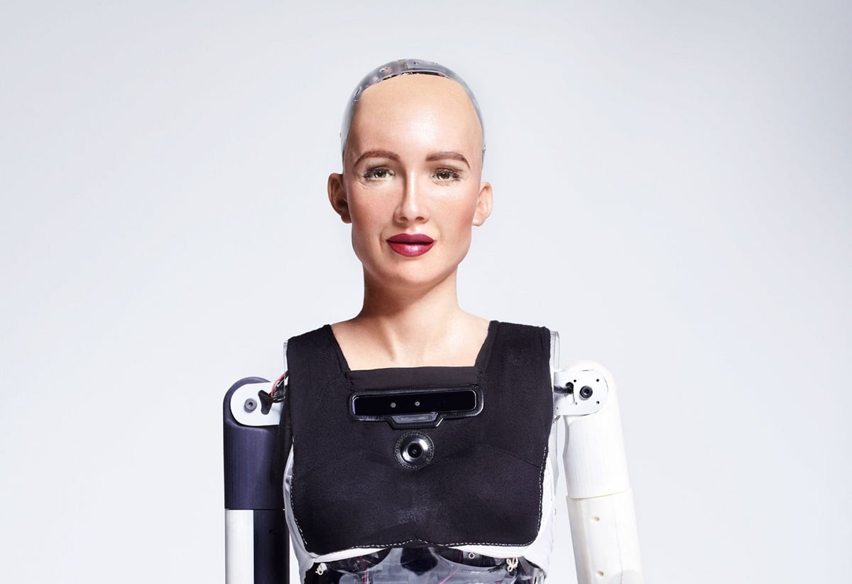 Θεσσαλονίκη: Συζήτηση με τη Sophia the Robot θα έχει ο Απ. Τζιτζικώστας σήμερα στην Beyond