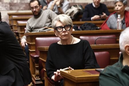 Ακρίτα: Μου γράφουν 