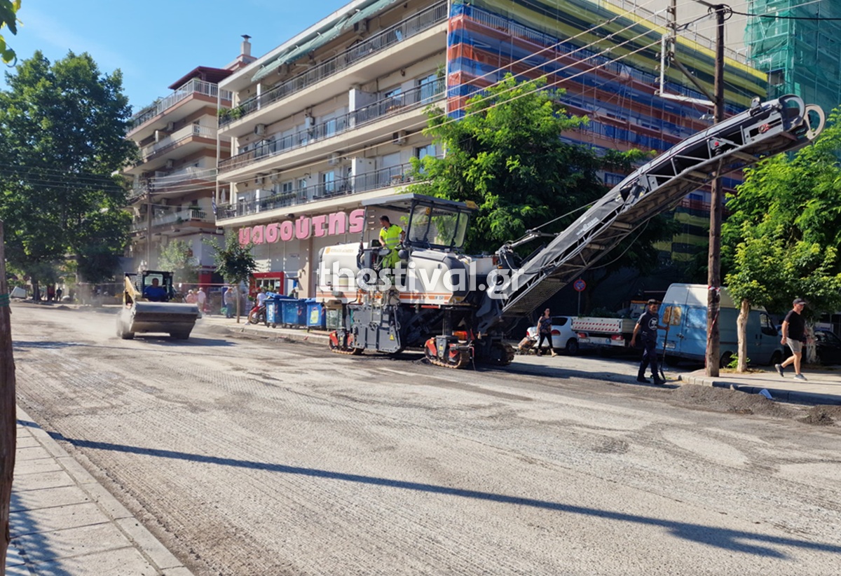 Θεσσαλονίκη: Σε εξέλιξη οι εργασίες ασφαλτόστρωσης της οδού 